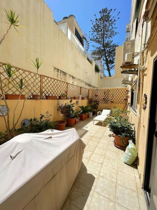Lovely, Modern, Bright Maisonette. Heart Of Sliema Eksteriør billede